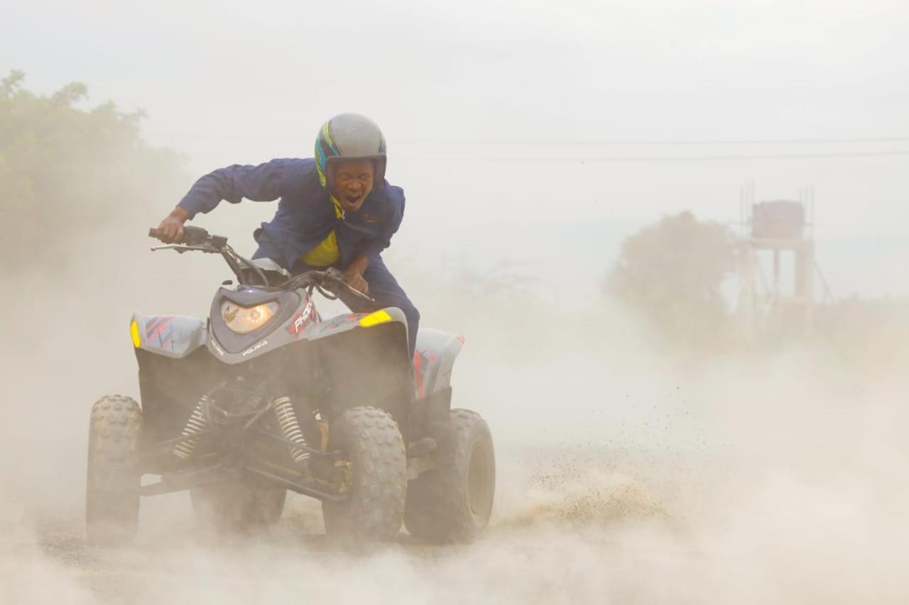 The Last Village Lodge Athi River Esterno foto
