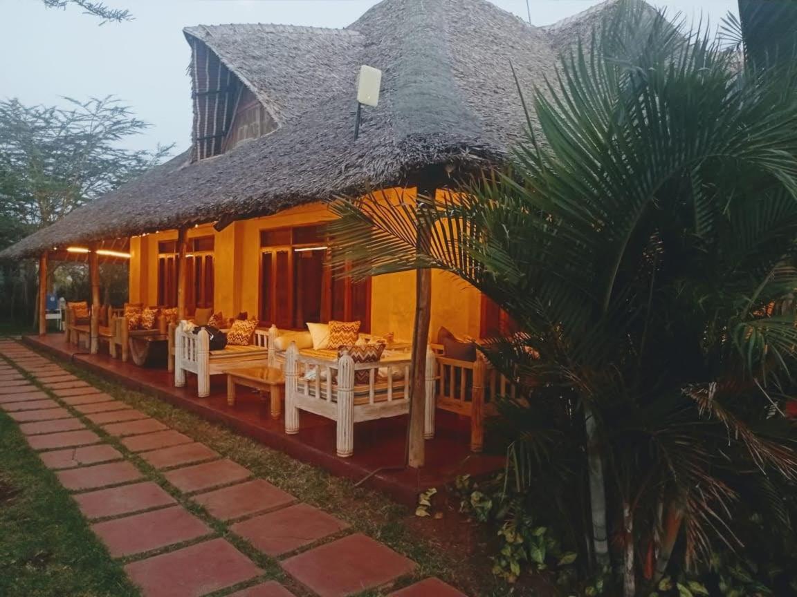 The Last Village Lodge Athi River Esterno foto